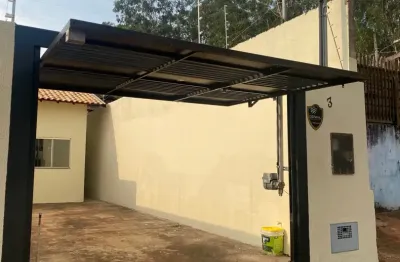 Linda casa térrea com alarme e portão automático - more no santo eugênio