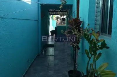Vende-se casa assobradada com 02 dormitórios, 01 suíte, 02 vagas de garagem em vila santa luzia  taboão são bernardo do campo