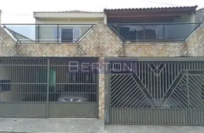 Vende-se 2 sobrados cada um com 03 dormitórios, 01 suíte, 02 vagas em taboão  diadema