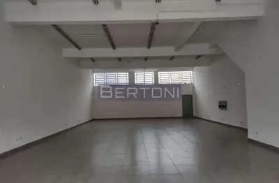 Casa comercial para alugar no Paulicéia, São Bernardo do Campo 