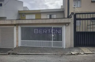 Vende-se sobrado com 03 dormitórios, 01 suíte, 04 vagas, localizado na vila florida taboão são bernardo do campo