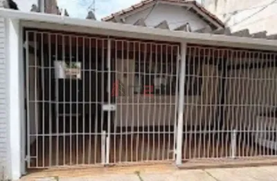 Casa térrea muito bem localizada lapa, ótima oportunidade.