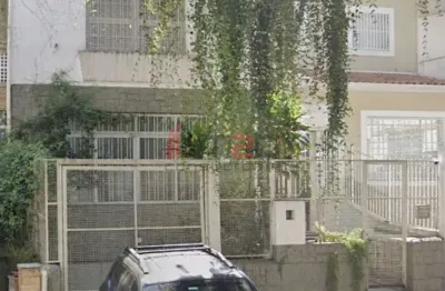 Casa comercial com 8 salas à venda na Vila Mariana, São Paulo 