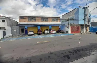Salão comercial para locação no parque são domingos.