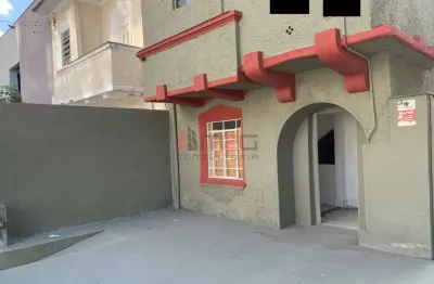 Casa comercial com 6 salas para alugar na Água Branca, São Paulo 