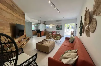 Casa assobradada mobiliada à venda em praia de camburi, são sebastião.