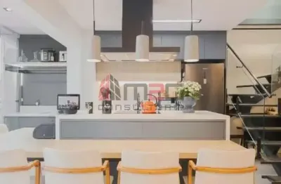 Vende-se apartamento duplex na vila madalena, 2 quartos (1 suíte).