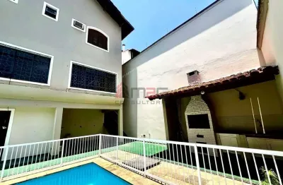 Casa com 4 quartos para alugar em City América, São Paulo 