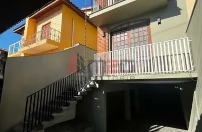 Exclusividade na city pinheirinho ! sobrado com sótão, área gourmet e rua sem saída fechada