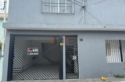 Casa com 2 quartos para alugar na Vila Picinin, São Paulo , 90 m2 por R$ 2.800