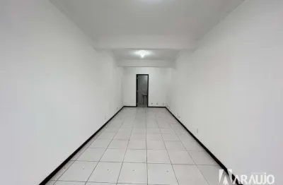 Sala comercial para alugar na Rua Serafim Franklin Pereira, 147, Cordeiros, Itajaí