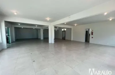 Sala comercial para alugar na Avenida Demostenes Feminella Filho, 401, Espinheiros, Itajaí