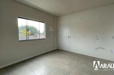 Apartamento com 01 dormitório para alugar no centro de navegantes