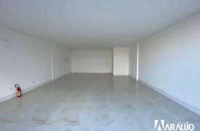 Sala comercial para alugar na Rua Umbelino Damásio de Brito, 323, Centro, Itajaí