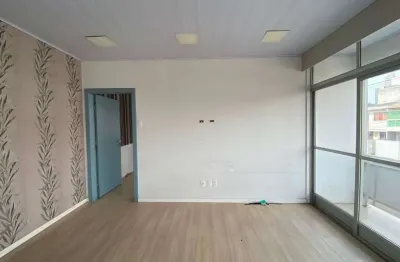 Apartamento com 1 quarto para alugar na Avenida Ministro Victor Konder, 43, Centro, Itajaí