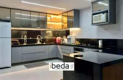 Ibeda - casa a venda no green club. sala ampla, 3 suítes, escritório, planejados
