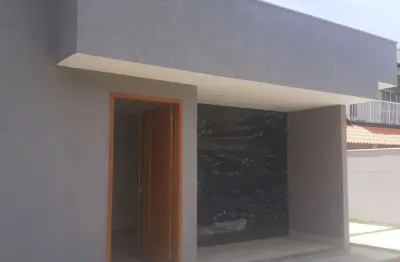 Casa com 3 quartos à venda na rua c, 30, inoã, maricá por r$ 550.000