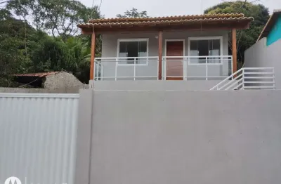 Casa com 2 quartos à venda na rua um, jacaroá, maricá por r$ 360.000