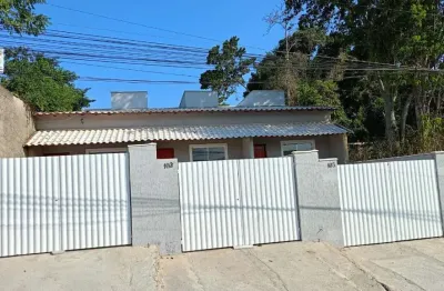 Casa com 2 quartos à venda na rua das mangueiras, 1471, itapeba, maricá, 99 m2 por r$ 349.000