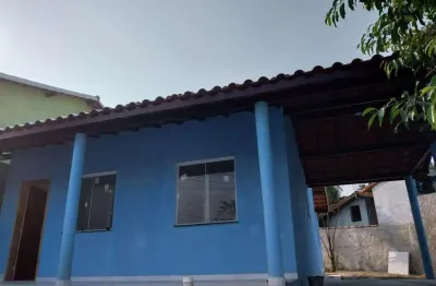 Casa com 2 quartos à venda na rua das camélias, 2, são josé do imbassaí, maricá por r$ 320.000