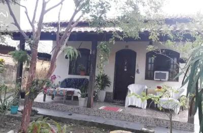 Casa em condomínio fechado com 2 quartos à venda na rua irineu ferreira pinto, 329, ponta grossa, maricá por r$ 450.000