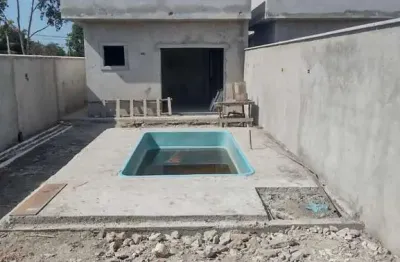 Casa com 3 quartos à venda na rua douglas marques rienti, jardim atlântico leste (itaipuaçu), maricá por r$ 650.000