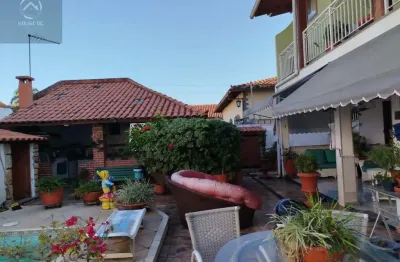 Casa com 4 quartos à venda na avenida doutor eduardo lúcio rodrigues picanço, 229, itaipu, niterói, 350 m2 por r$ 2.200.000