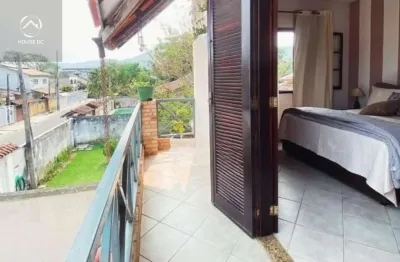 Casa com 3 quartos à venda na rua mauricio lage, 322, itaipu, niterói, 133 m2 por r$ 699.000