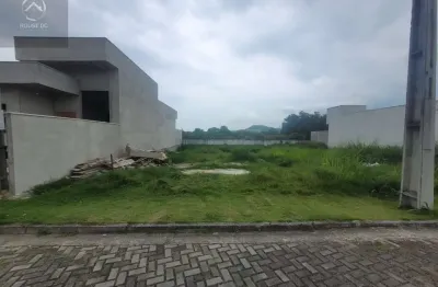 Terreno em condomínio fechado à venda na estrada henfil, caxito, maricá por r$ 90.000