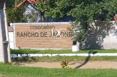 Terreno em condomínio fechado à venda na estrada ponta negra-sampaio correia, 00, jaconé (ponta negra), maricá por r$ 75.000