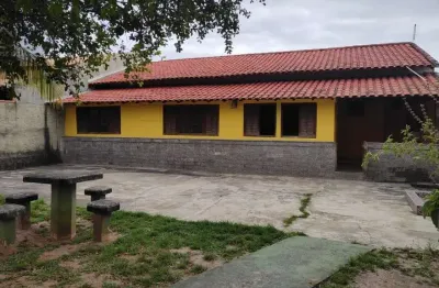 Casa com 2 quartos à venda na rua oitenta e dois, 000, jardim atlântico leste (itaipuaçu), maricá por r$ 430.000