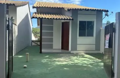 Casa com 2 quartos à venda na rua. santa edwiges, ponta grossa, maricá por r$ 307.000