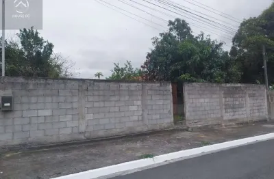 Terreno à venda na rua vinte e sete, 948, cajueiros (itaipuaçu), maricá por r$ 180.000