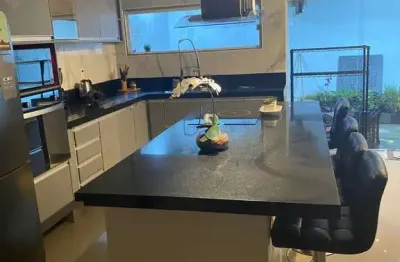 Casa com 3 quartos à venda na rua lameira bittencourt, pacheco, são gonçalo por r$ 580.000