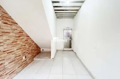 Casa com 1 dormitório para alugar, 45 m² por r$ 1.029,81/mês - jacutinga - mesquita/rj