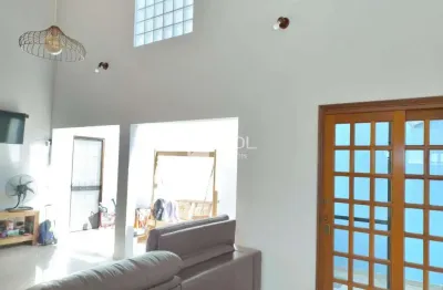 Casa com 4 quartos à venda na rua theóphilo de camargo, 164, cidade universitária, campinas, 170 m2 por r$ 850.000
