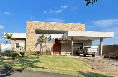 Casa em condomínio fechado com 4 quartos à venda na Rua Ipe Branco, 62, Centro, Holambra, 300 m2 por R$ 2.220.000