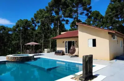 R$ 890 MIL (ESTUDA VEÍCULO/IMÓVEL) - CHÁCARA 32.500 m² COM CASA, PISCINA E RIACHO, TIJUCAS DO SUL/PR.