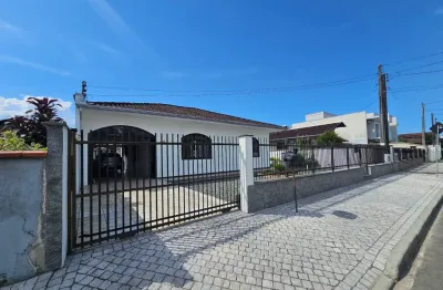 Casa com 3 quartos à venda no Iririú, Joinville 