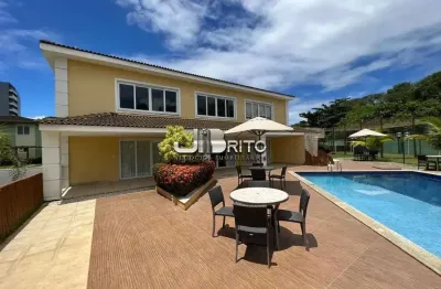 Casa em condominio 374 m²| 4 quartos com 2 suítes|varnda| piscina| energia solar| piatã