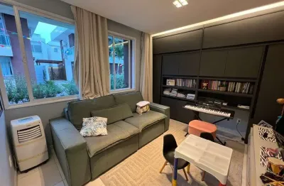 Casa em condomínio fechado com 4 quartos à venda na rua carlos conceição, buraquinho, lauro de freitas, 180 m2 por r$ 1.300.000