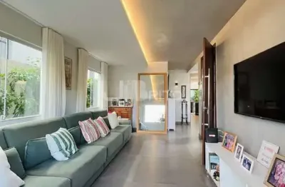 Casa em condomínio área total 38 m² área privativa 200 m² | 4 suítes+ energia solar| r$ 1.350.000,00