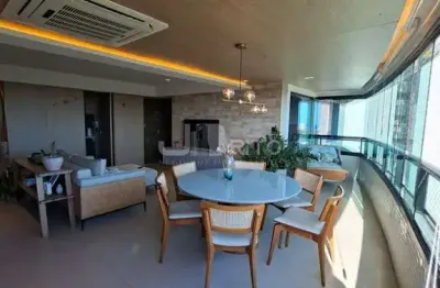 Alto padrão 119m² | nascente e vista mar | 2 suítes c/ closet | finamente decorado