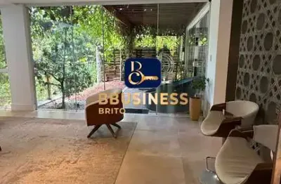 LOCAÇÃO: Mansão de Luxo no Alphaville 2 – 600m², 4 Suítes, Área Gourmet e Lazer Completo