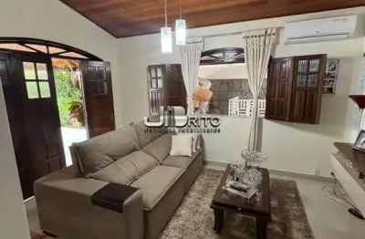 Casa Térrea em Abrantes – 3/4 (Suíte) com Piscina e Lazer Privativo – Oportunidade