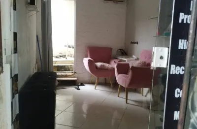 Casa sobrado na macapá- santa cruz, próxima a praça do cristiano