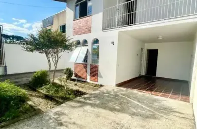 Sobrado para locação em curitiba, boqueirão, 3 dormitórios, 2 banheiros, 5 vagas