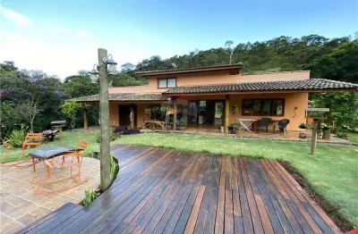 Lindo sítio em são francisco xavier-são josé dos campos/sp