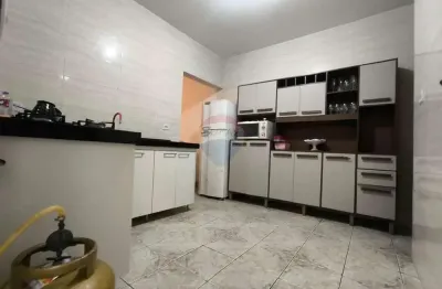 Oportunidade rara no galo branco – sobrado muito abaixo do valor de mercado!