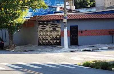 Casa com 3 quartos à venda na Avenida Carlos de Oliveira Silva, Quitaúna, Osasco